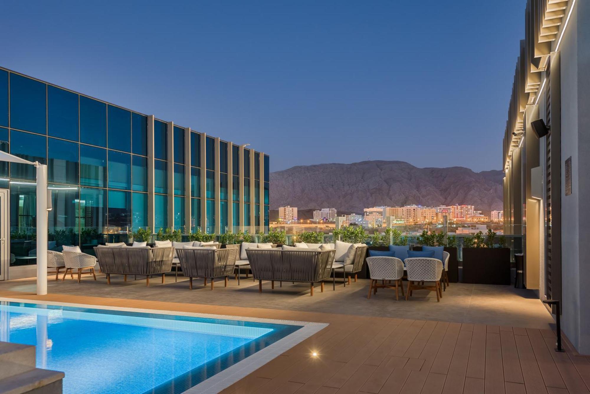 Hotel Intercityhotel Bawshar 4*