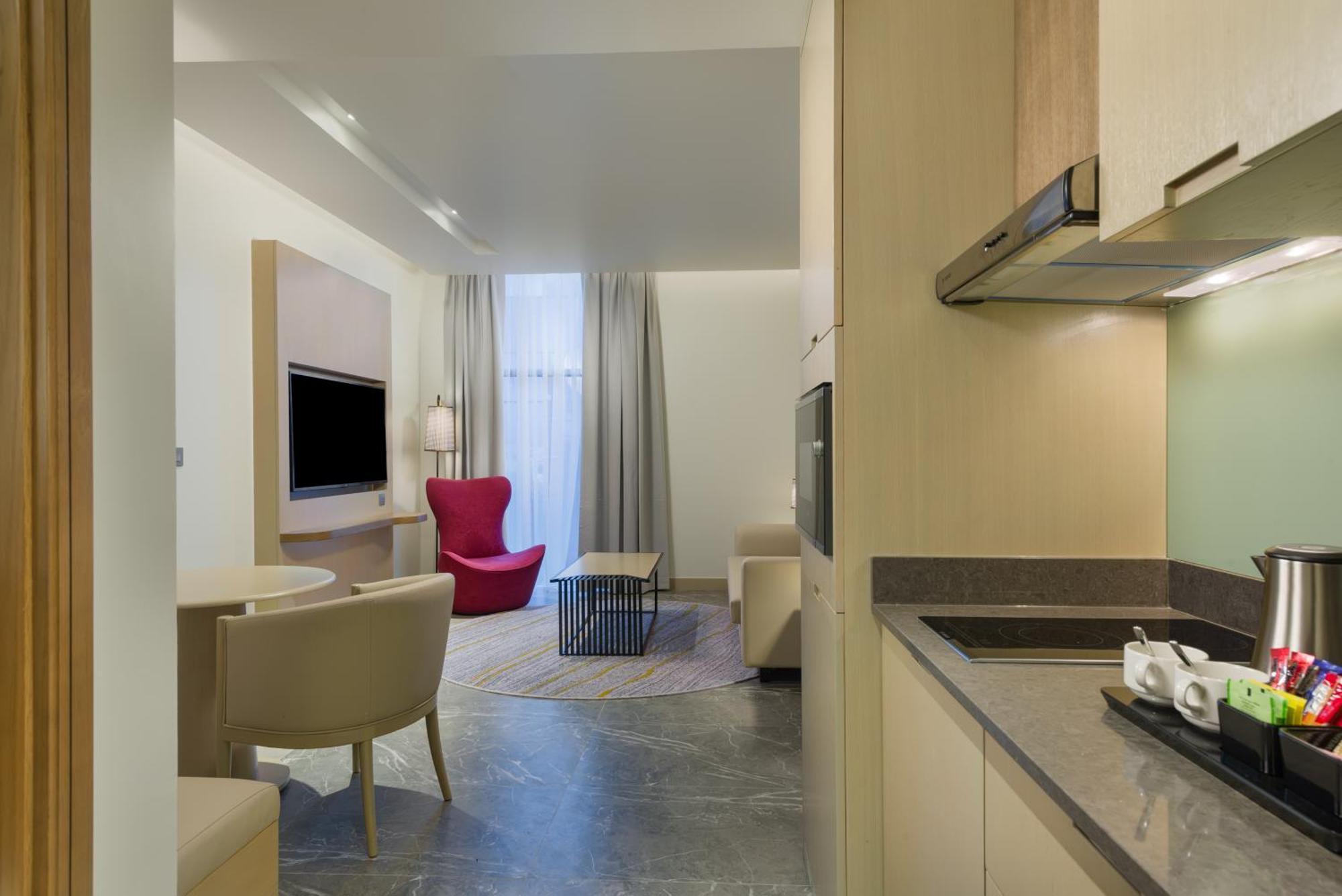 Intercityhotel Bawshar Hotel 4*